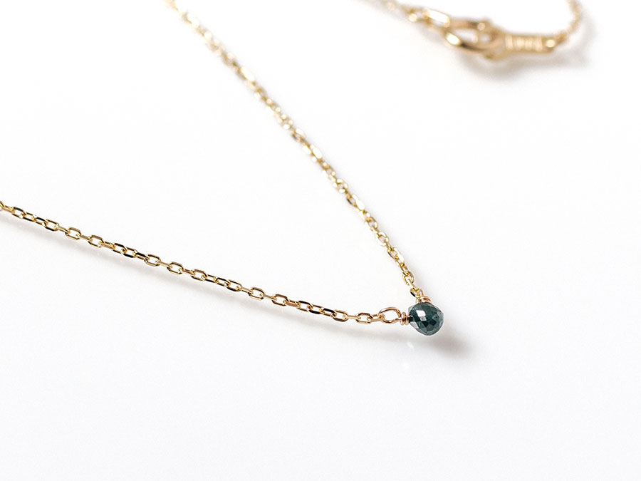 K10ドロップカット ブルーダイヤモンドネックレス K10ドロップカット ブルーダイヤモンドネックレス