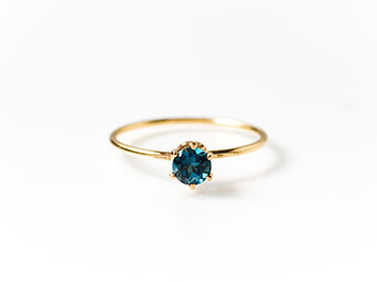 大粒ブルートパーズ ペンダントネックレス 17.58ct K14WG 45cm おいしかっ